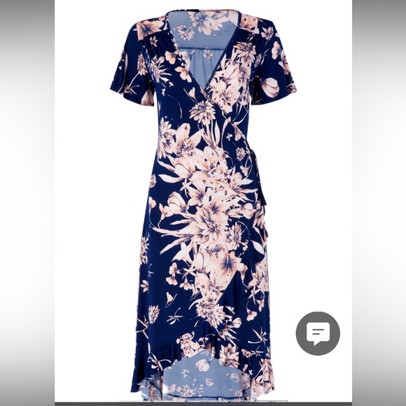 Dress - Picture 2 of 4